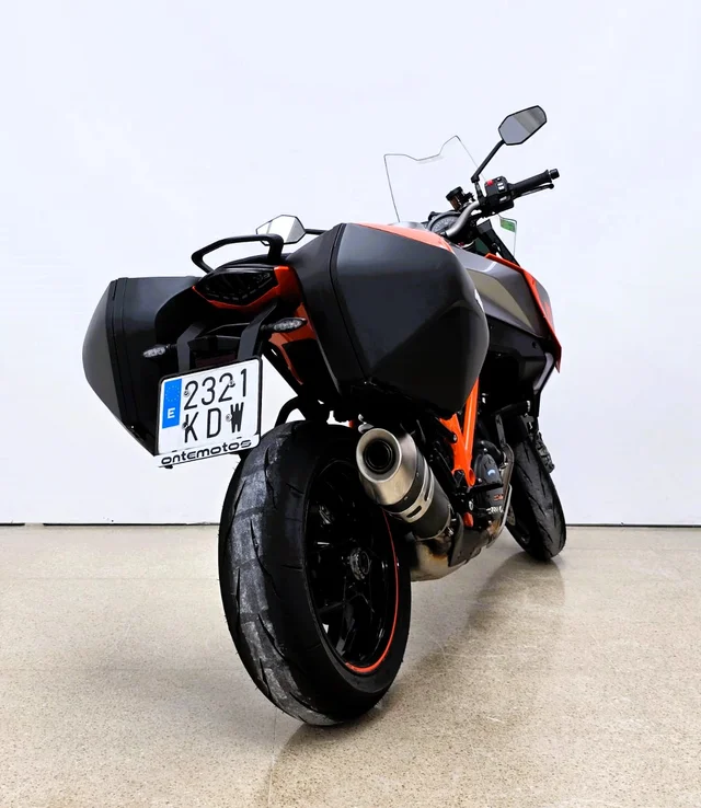 KTM 1290 SUPER DUKE GT - Imagen 9