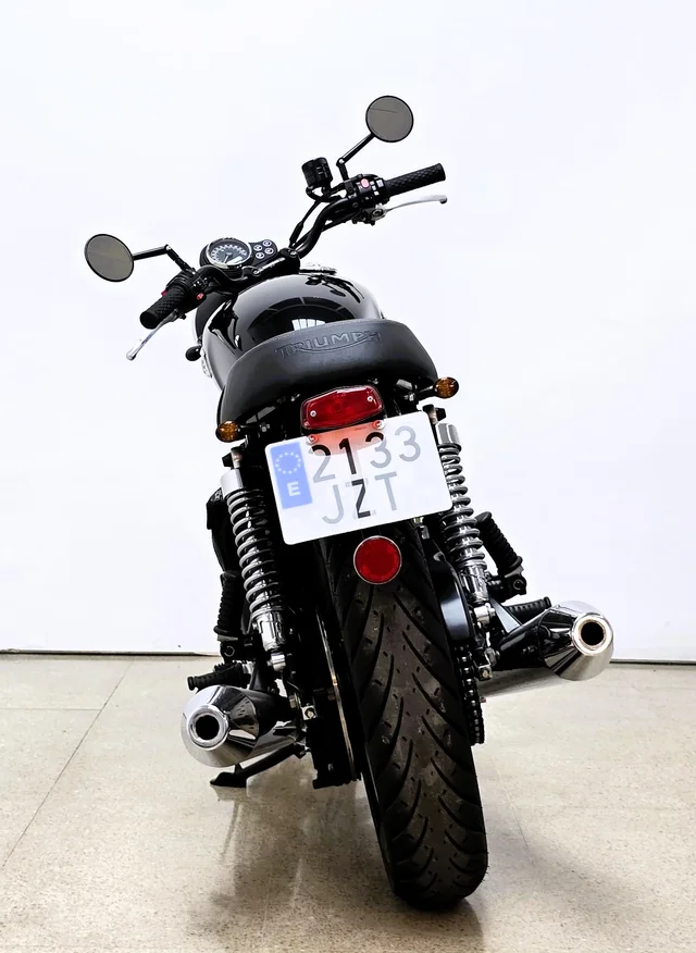 TRIUMPH BONNEVILLE 900 T100 - Imagen 9