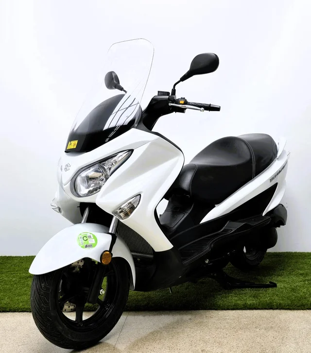 SUZUKI BURGMAN 200 ABS - Imagen 2